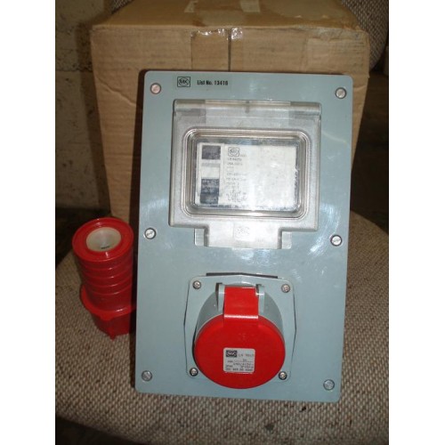 MK RCD COMMANDO SOCKET